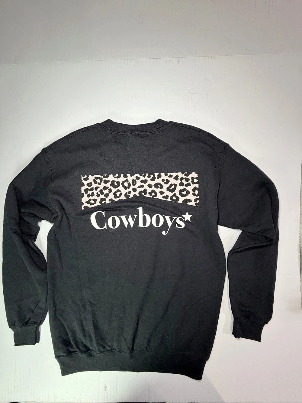 Gildan Cowboys Graphic Black Sweatshirt
